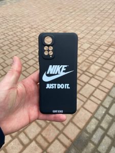 Купить чехол с nike